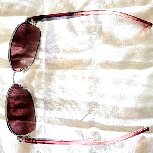 Coach Sunglasses - Picture 3 of 5